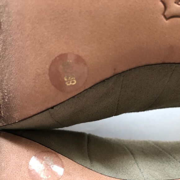 BCBG Max Azria Womens Suede Platform Pumps Heels 8 - Picture 6 of 8